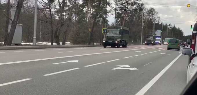 К госдаче Зеленского в Конча-Заспе, куда сегодня придут сторонники Стерненко, стягивают силовиков