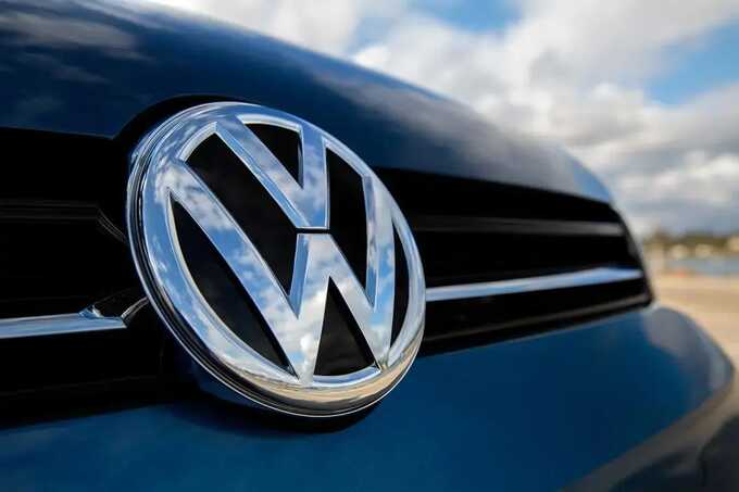 Фокус на производство электрокаров: Volkswagen в США сменит название на Voltswagen