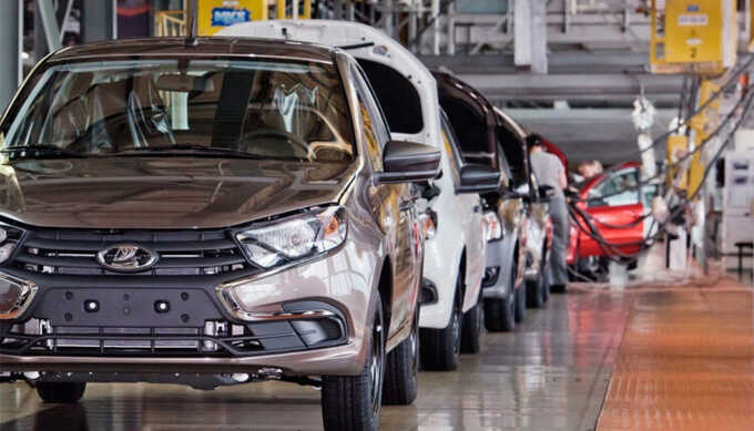 «АвтоВАЗ» запланировал на 6 июня возобновление сборки Lada Granta