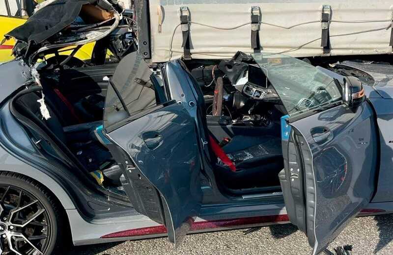В Новой Москве автомобиль молодого рэпера попал под грузовик