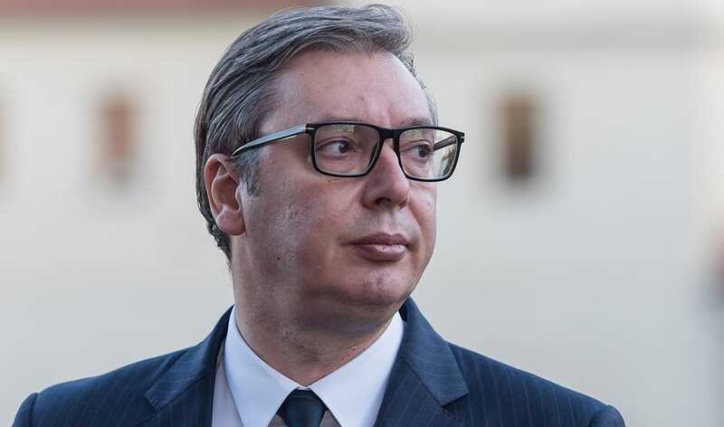 Врач сообщил, что президент Сербии Александр Вучич не сможет вернуться к работе в ближайшие дни