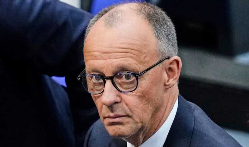 Канцлер Германии объявил о новой инициативе по прекращению огня в Украине