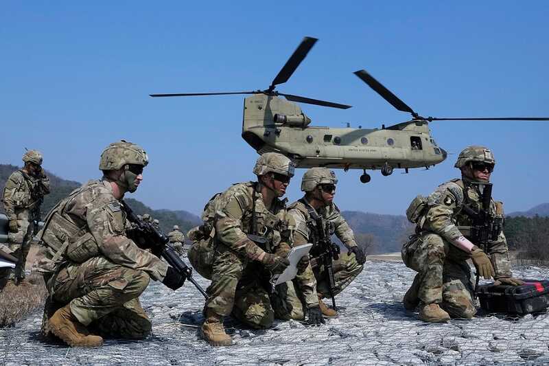 Пентагон начал массовое увольнение трансгендерных военнослужащих из американской армии