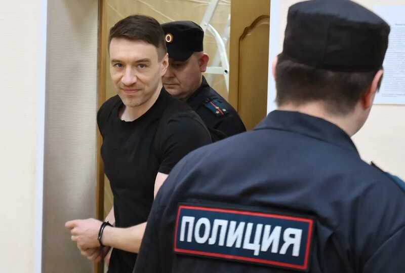 Закрыли за компромат: в Москве судят Telegram-админов за "вымогательство" у элиты