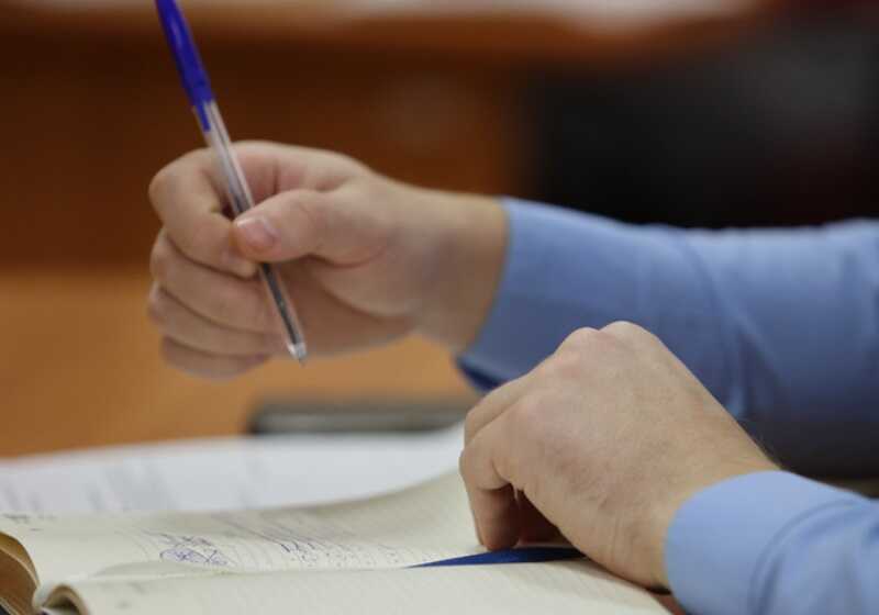 В Ростовской области удалили упоминание о репрессиях с памятной доски НКВД в Таганроге