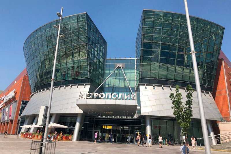 В московском «Метрополисе» произошел пожар на минус первом этаже