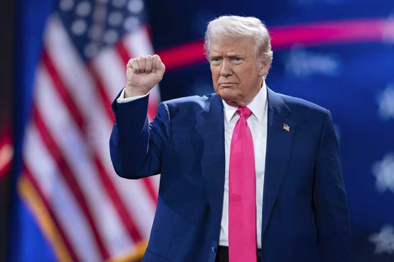 Трамп объявил о внеочередном собрании по ситуации между Ираном и Израилем